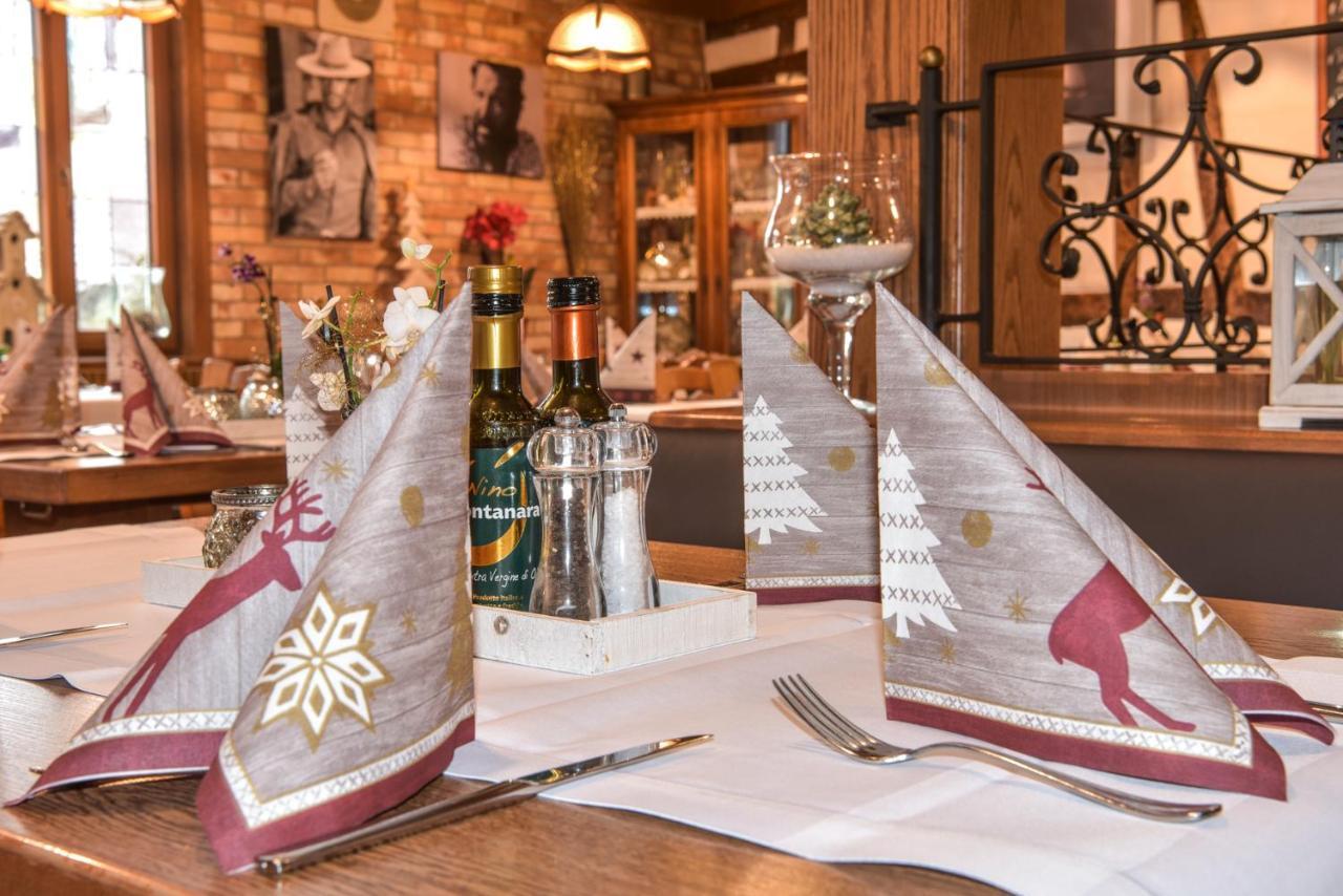 Hotel Ristorante Rostica Bad Urach Eksteriør billede